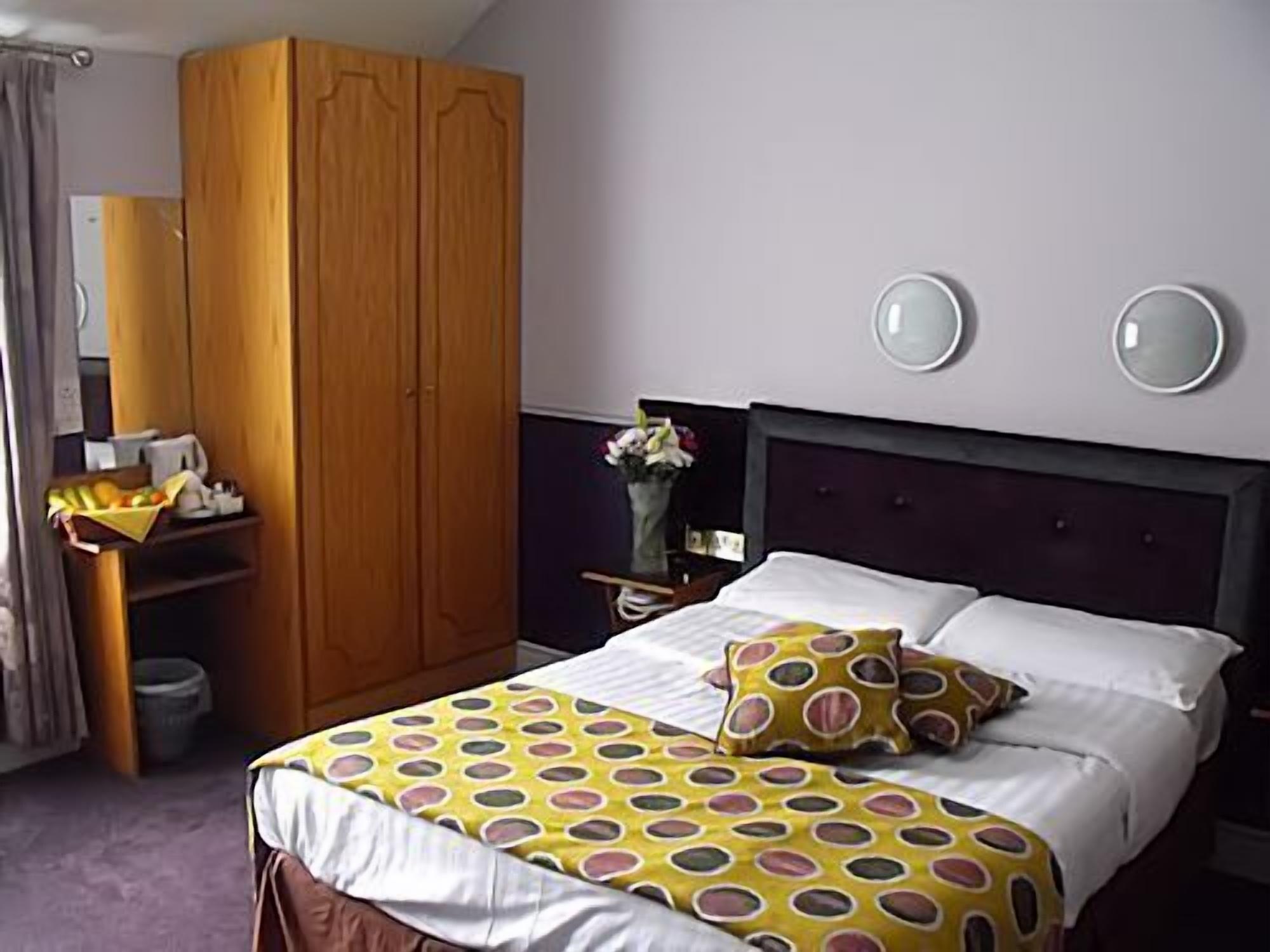 The Glen Guesthouse Дъблин Екстериор снимка